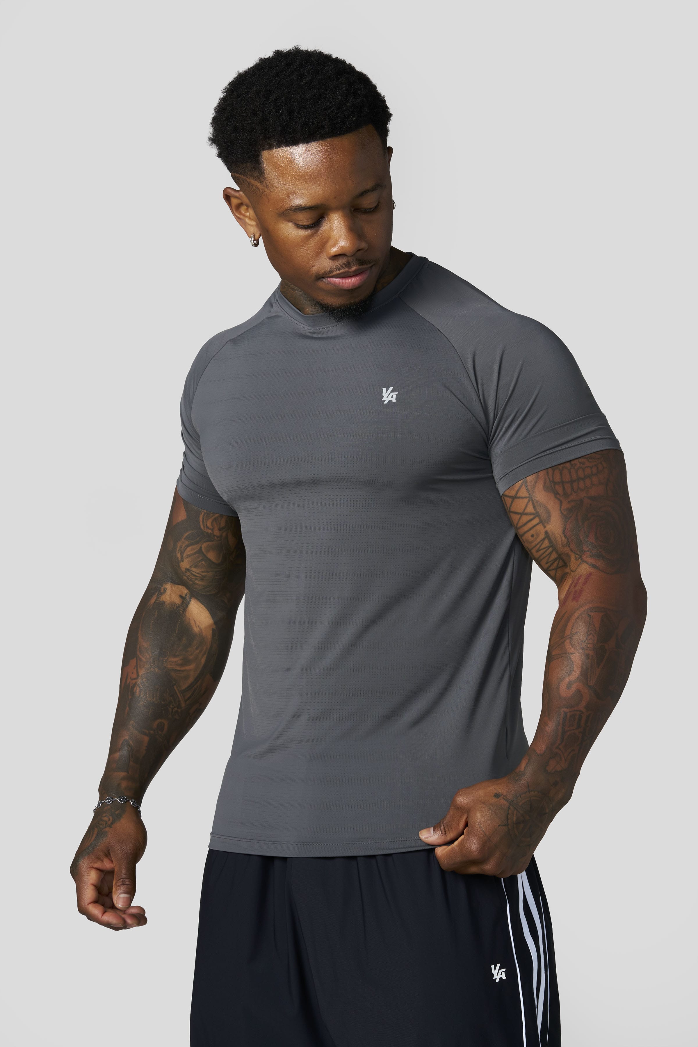 color:Grey