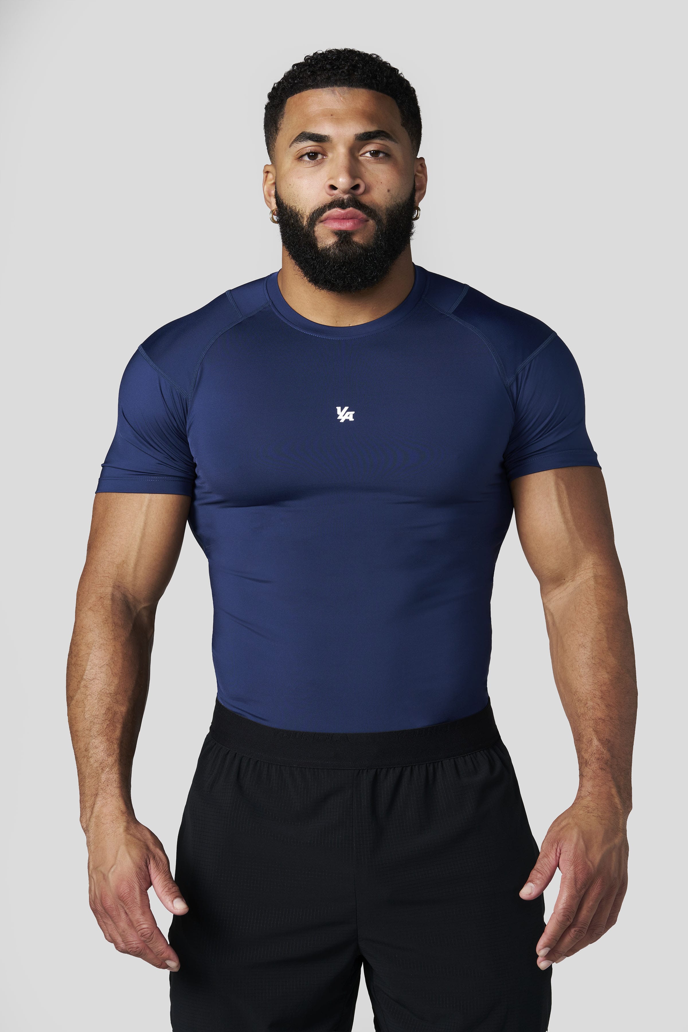 color:Navy