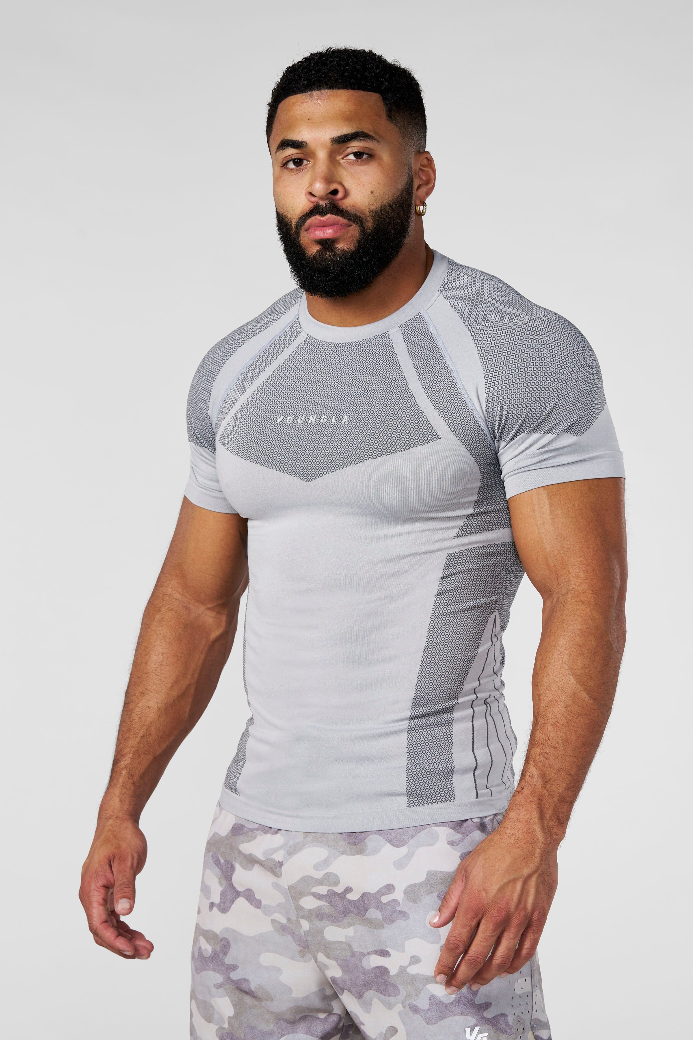 color:Grey