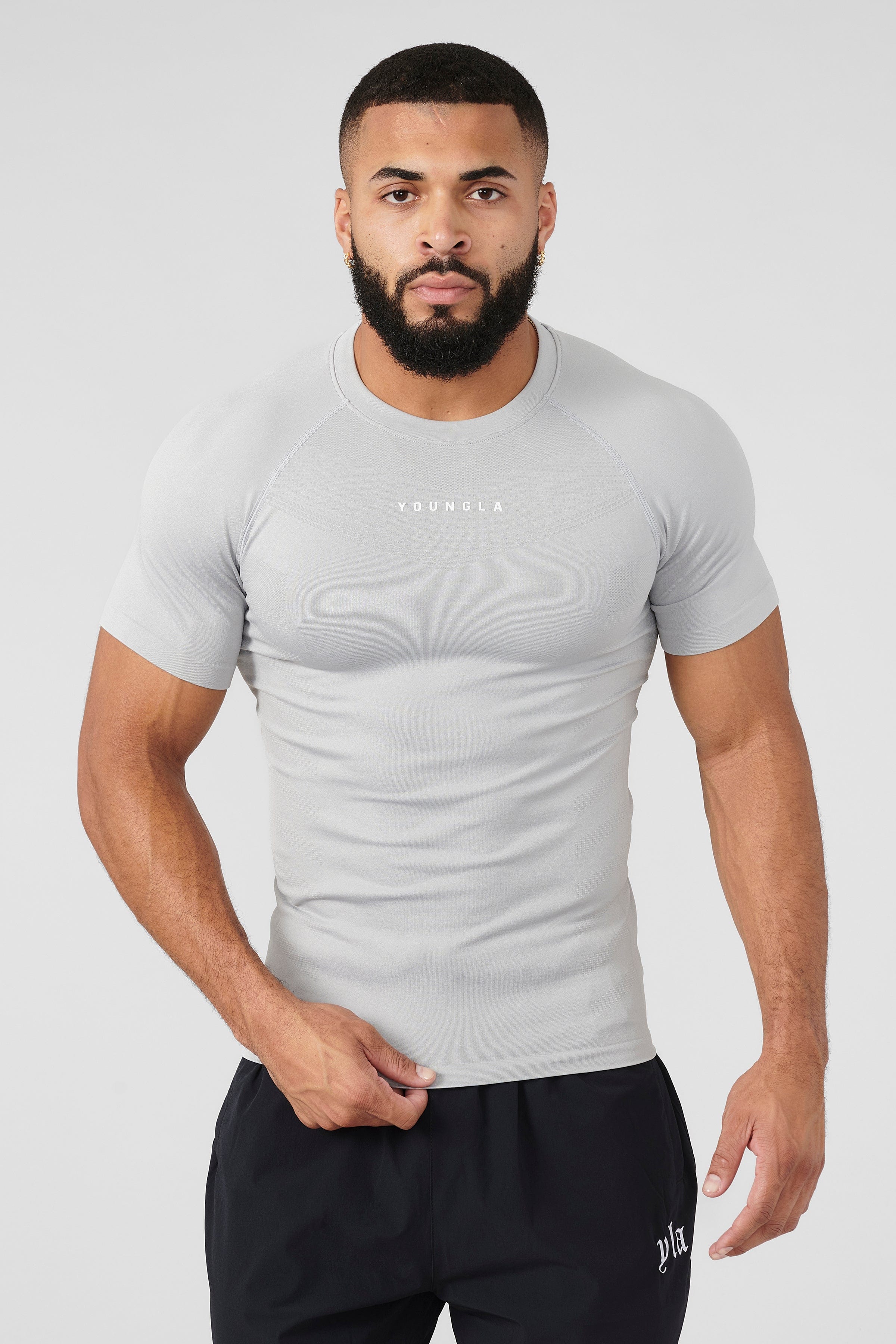 color:Grey