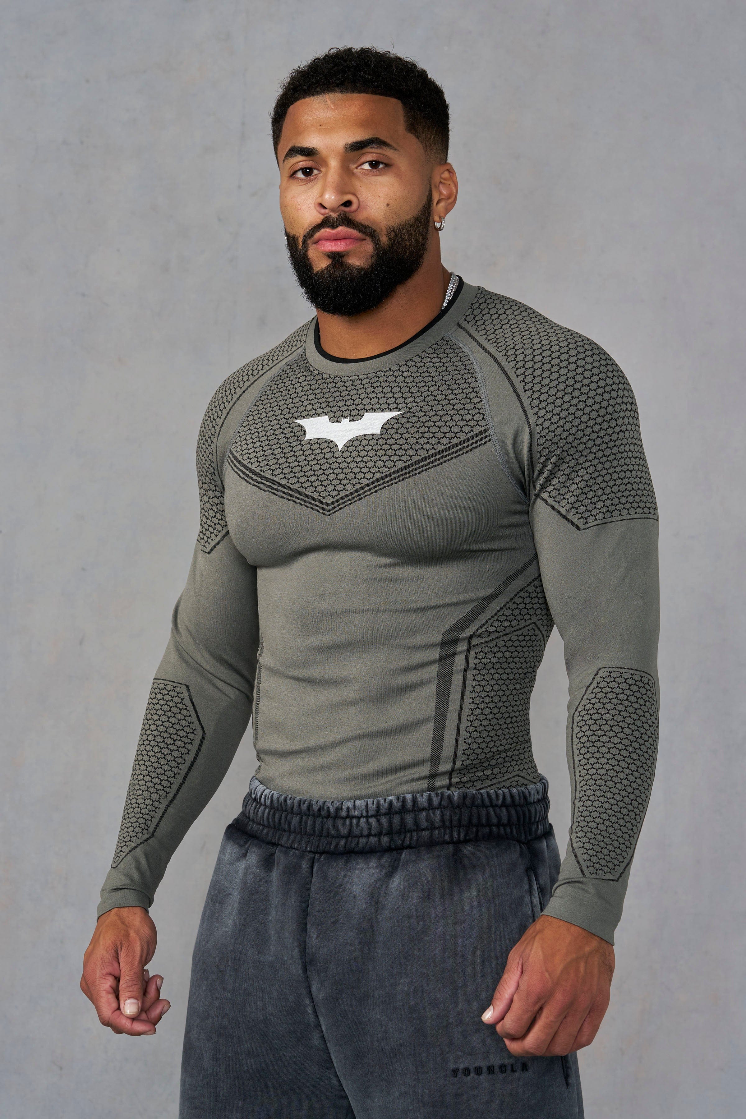color:Grey Green