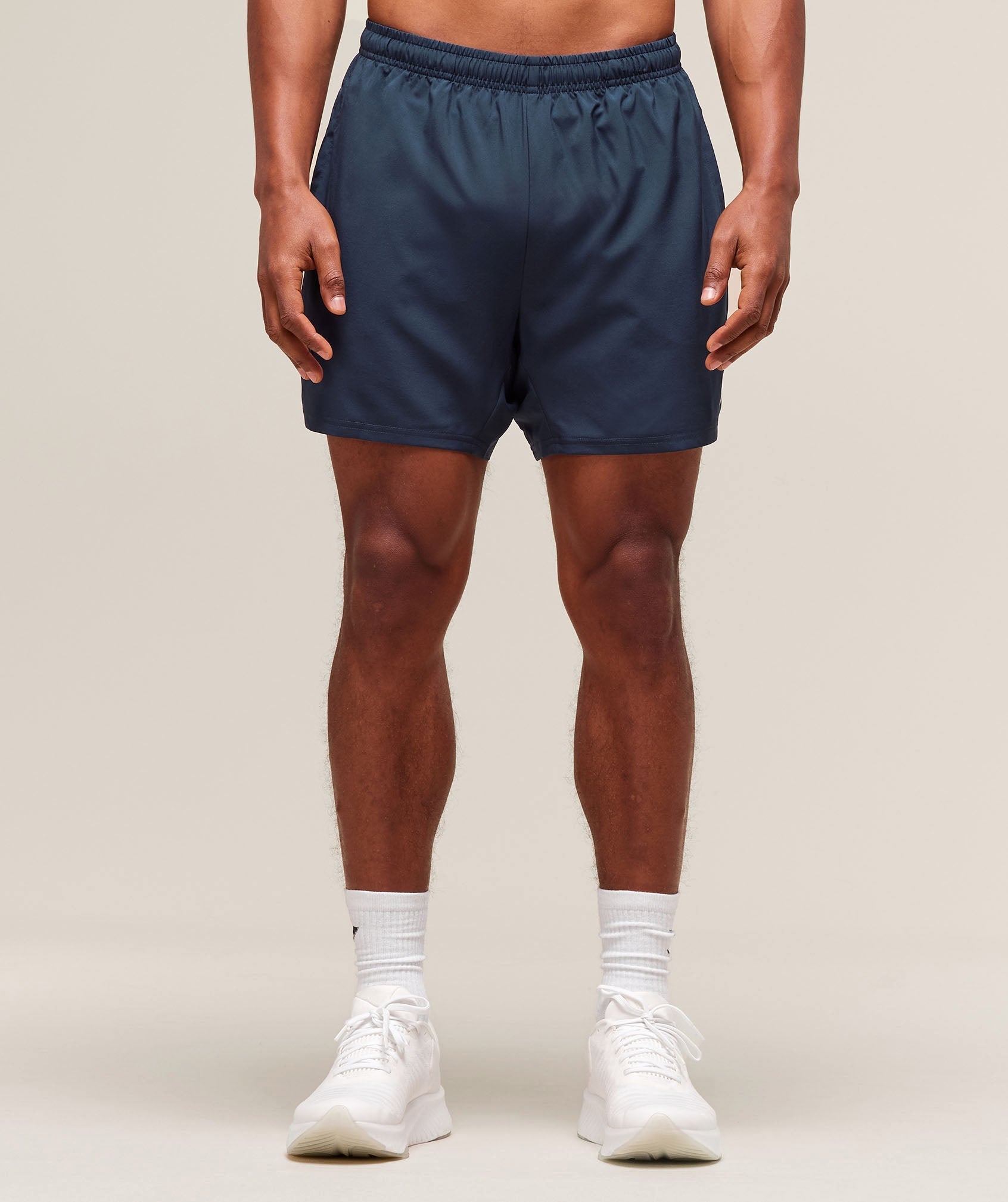 color:Navy