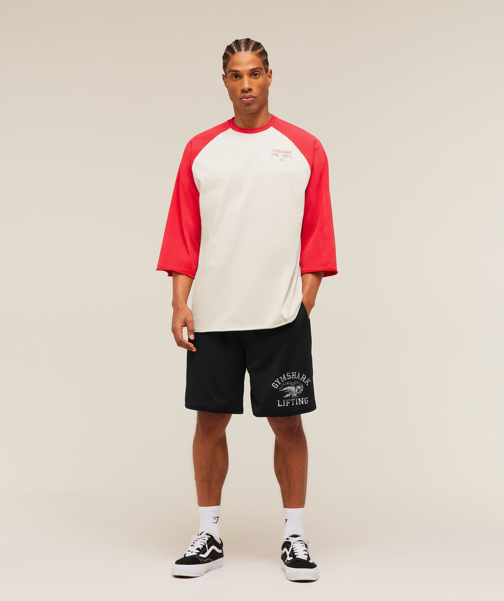 color:Tinted White / Athletic Red