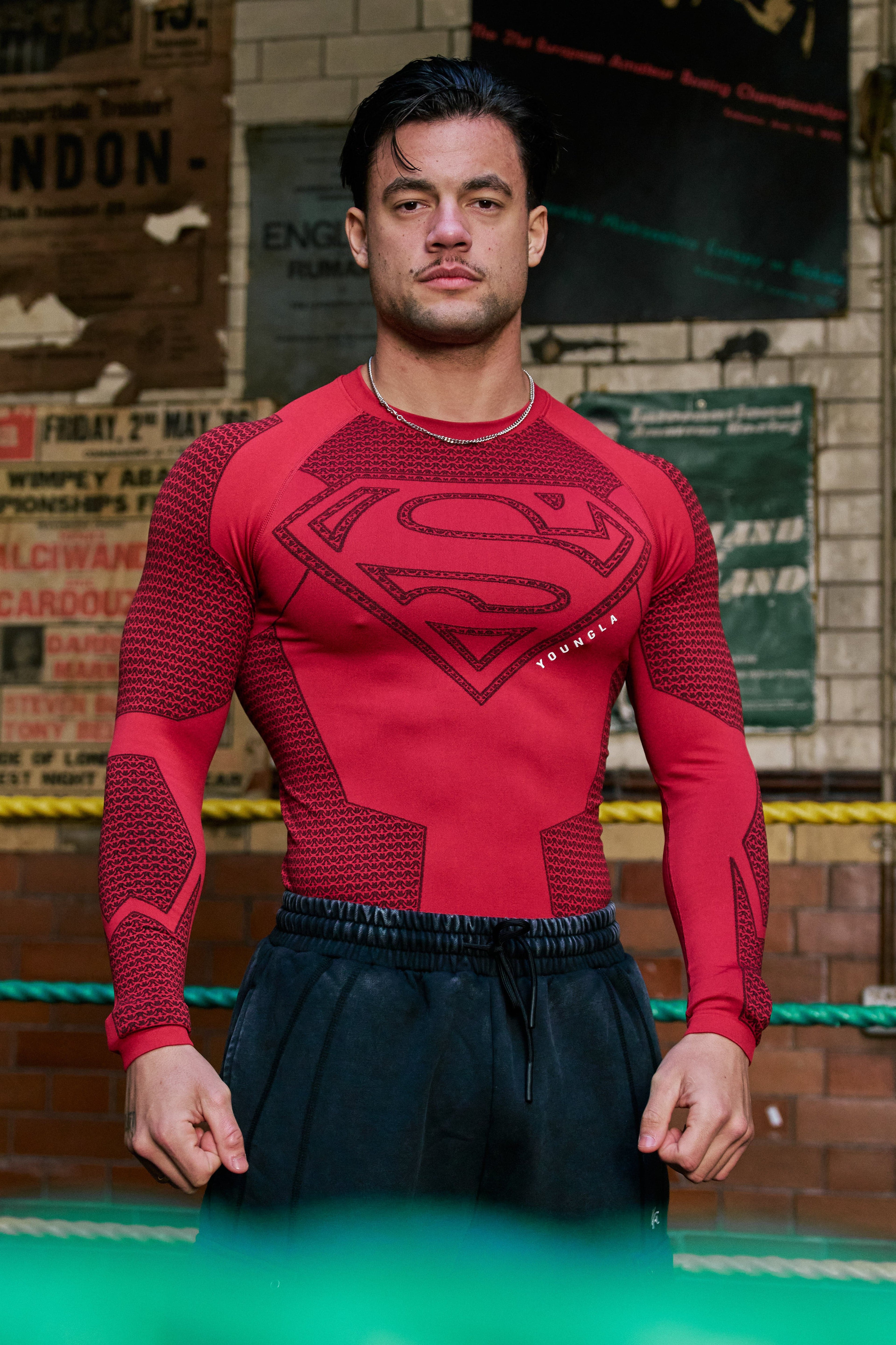 color:Red