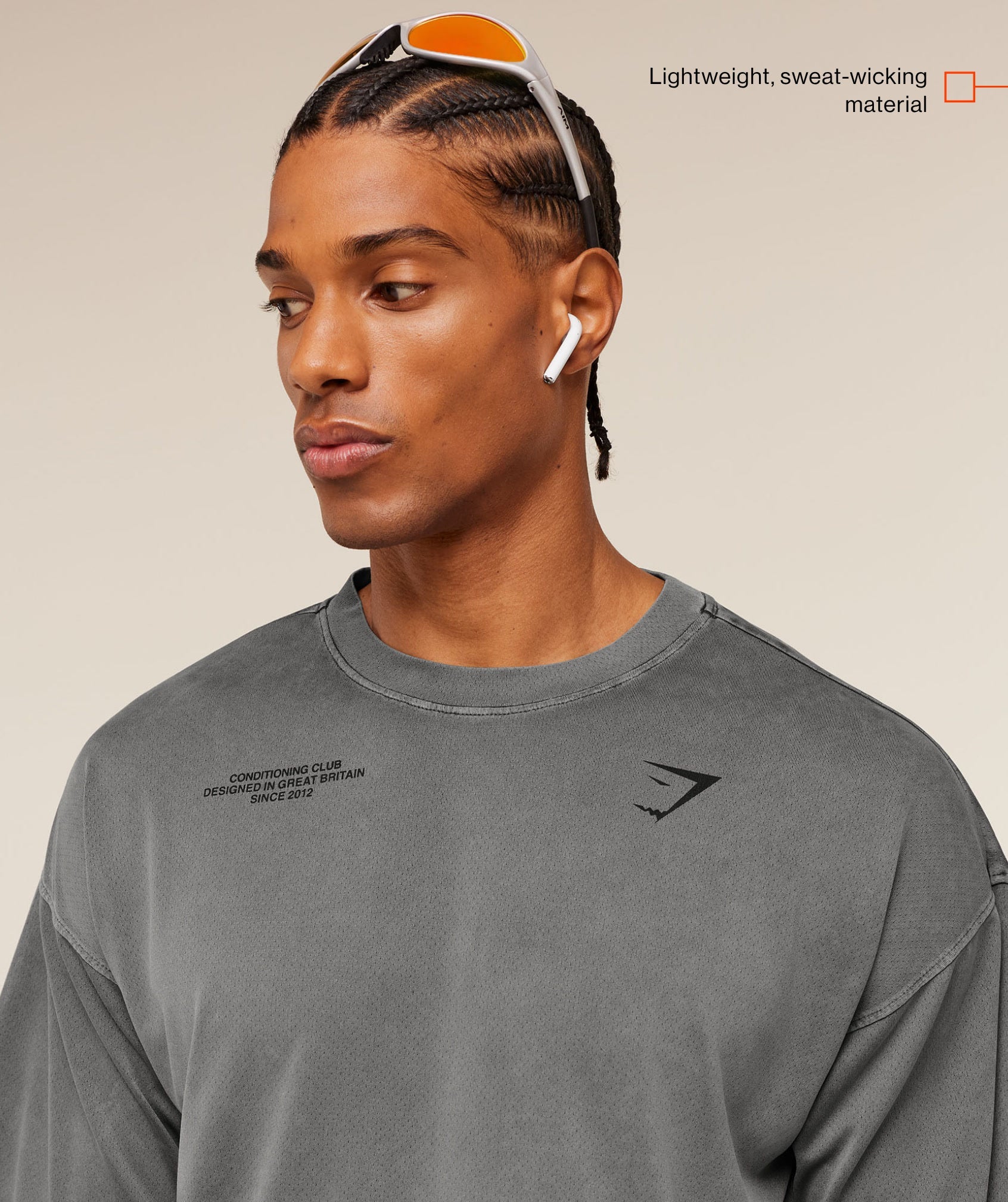 color:Black/Wash