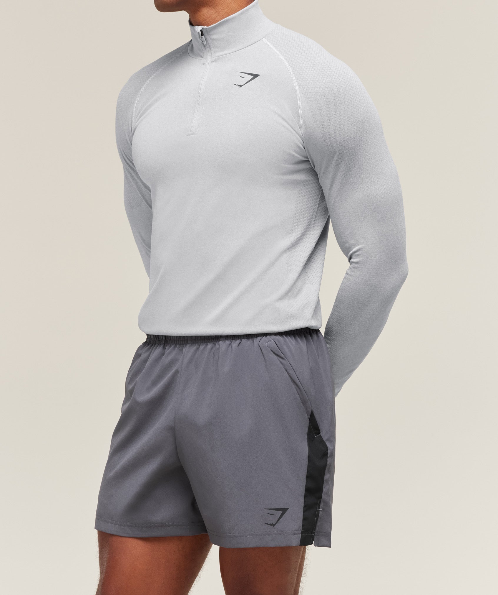 Dark Grey/Black