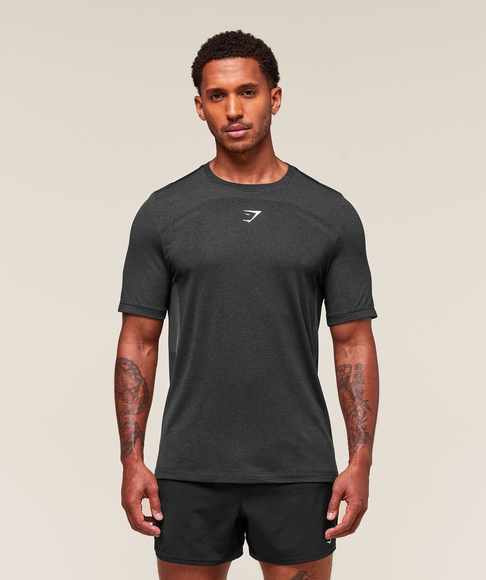 Black/Silhouette Grey