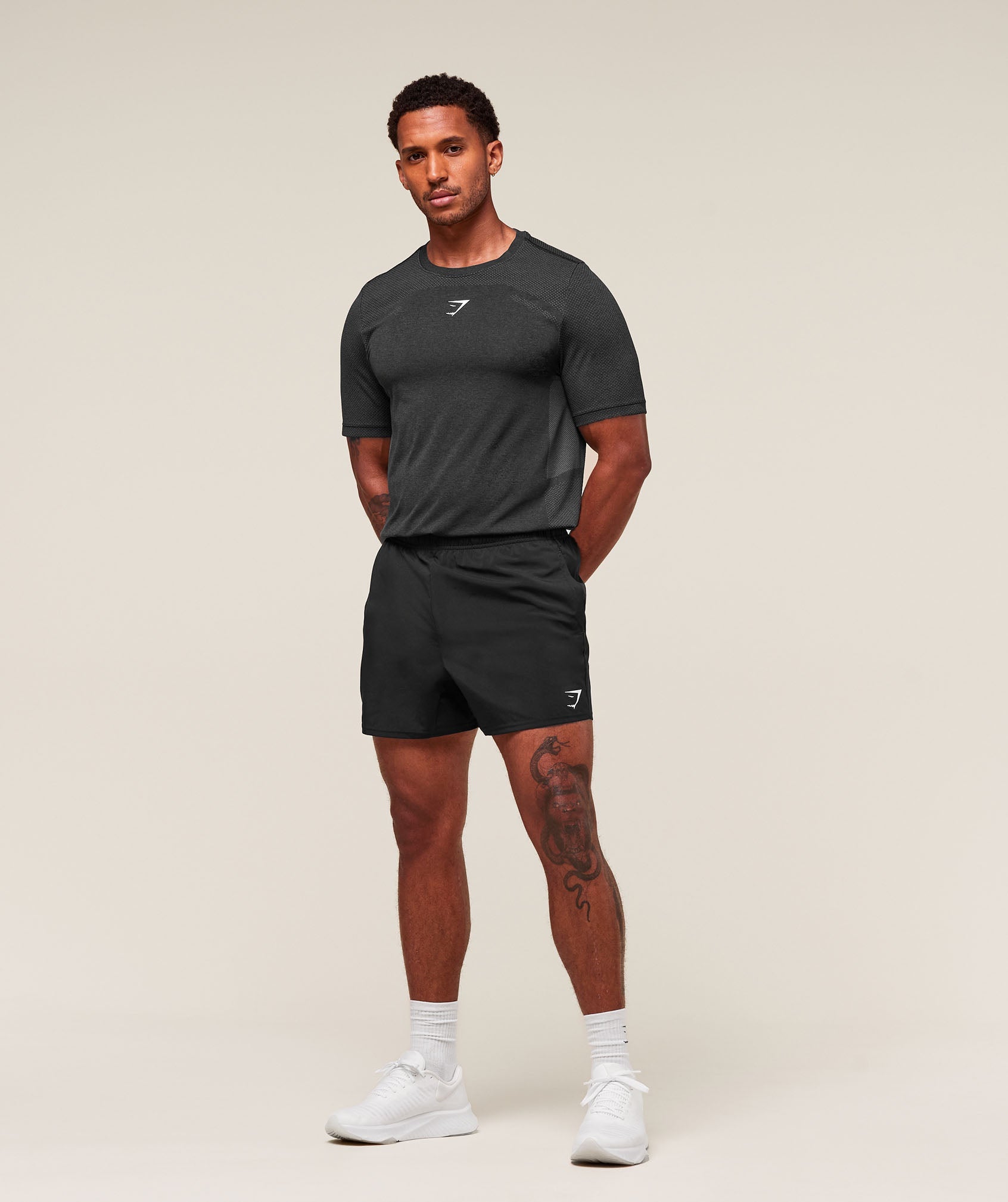 Black/Silhouette Grey